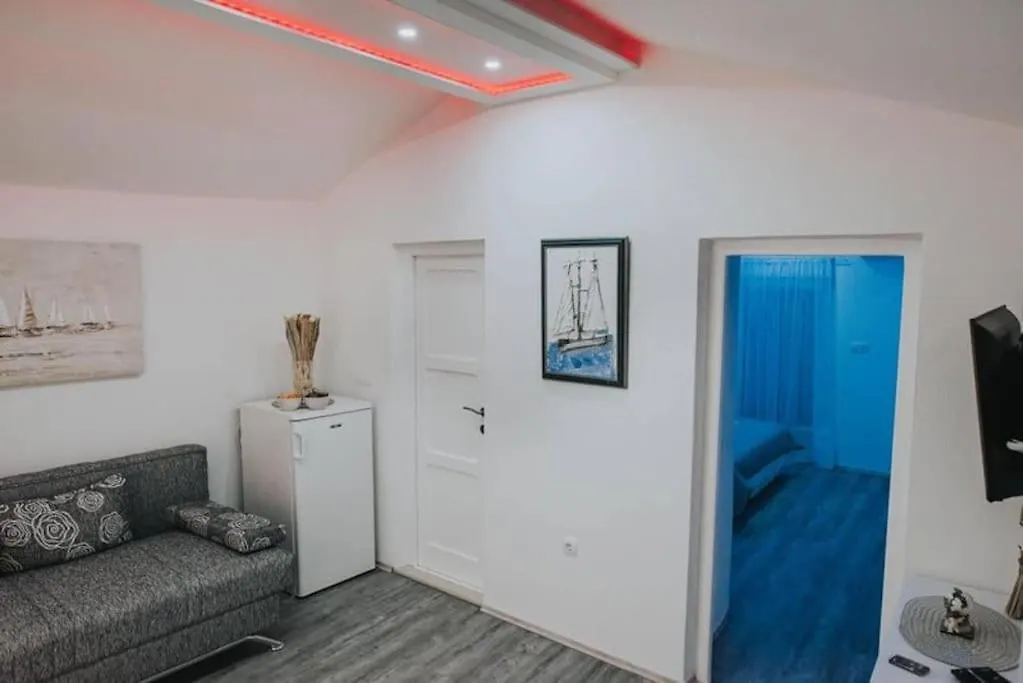 Holiday House - Lukatony With Sea View Trogir Prázdninový dům