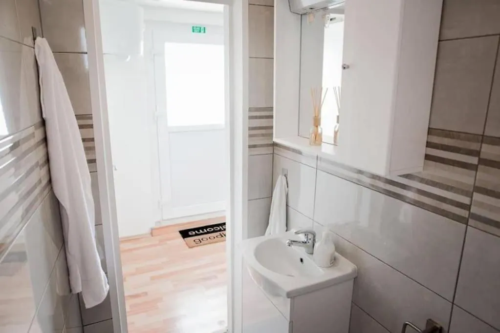 Holiday House - Lukatony With Sea View Trogir 0*,  Chorvatsko